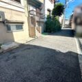 ガレージの広い家