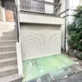 ガレージの広い家