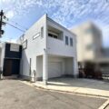 ガレージ3台可能な令和2年建築の家